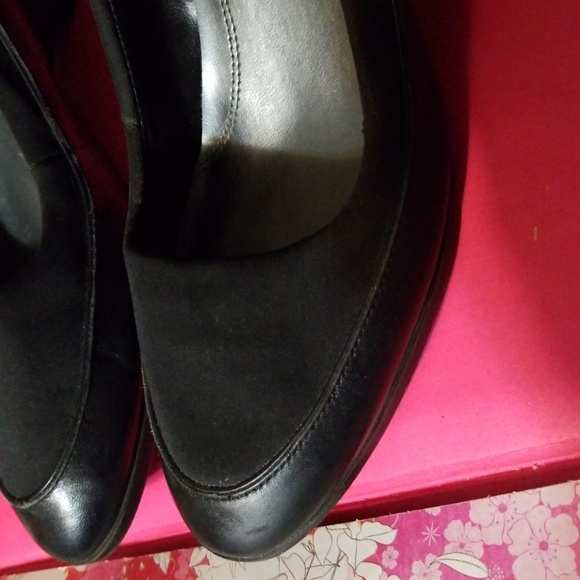 Black Leather Wedge Apostrophe 8.5M - Picture 3 of 7